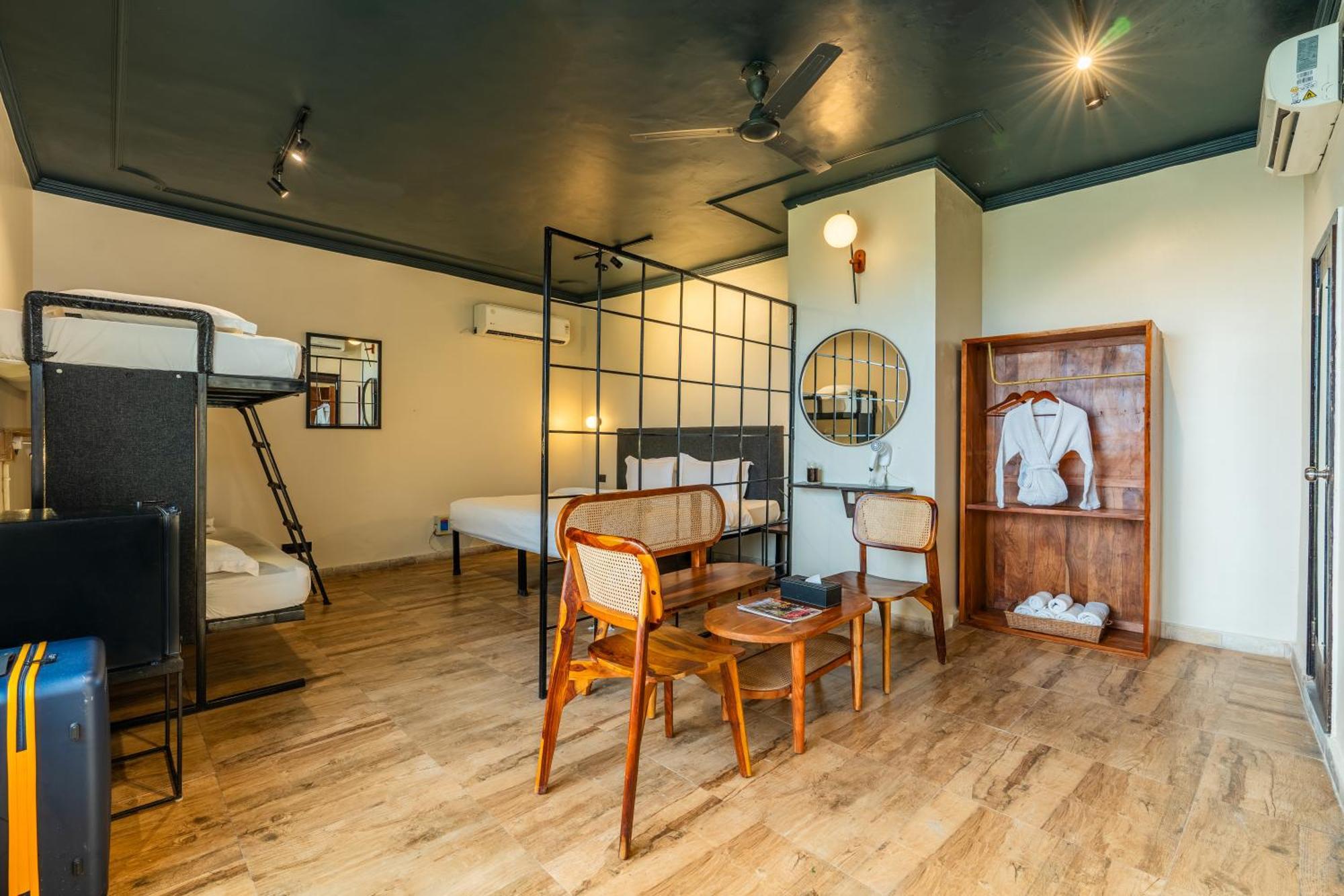 Minimalist One Hauz Khas Village New Delhi Luaran gambar