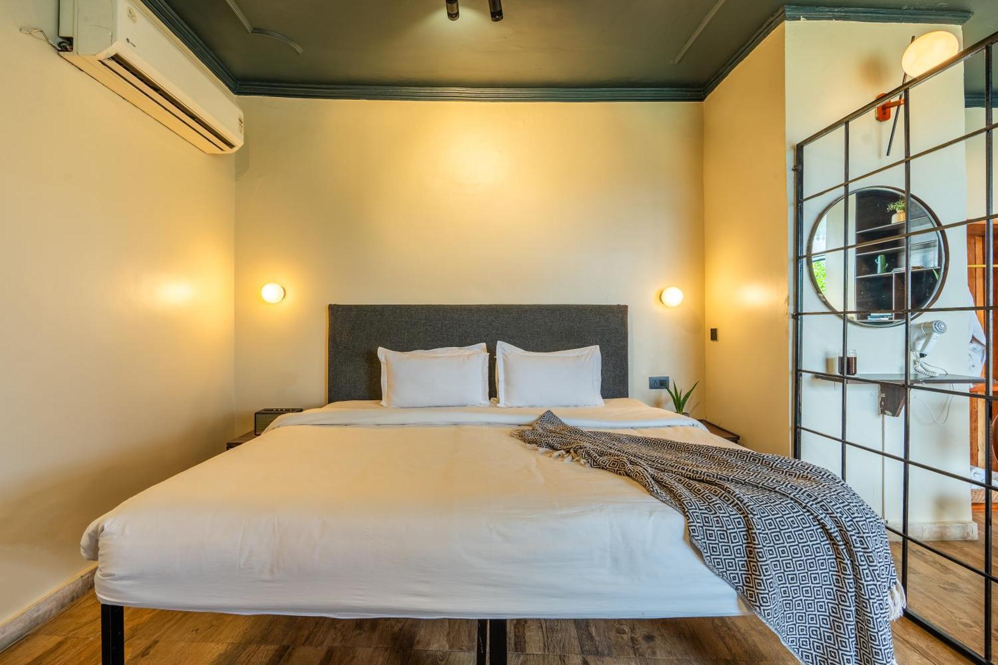 Minimalist One Hauz Khas Village New Delhi Luaran gambar