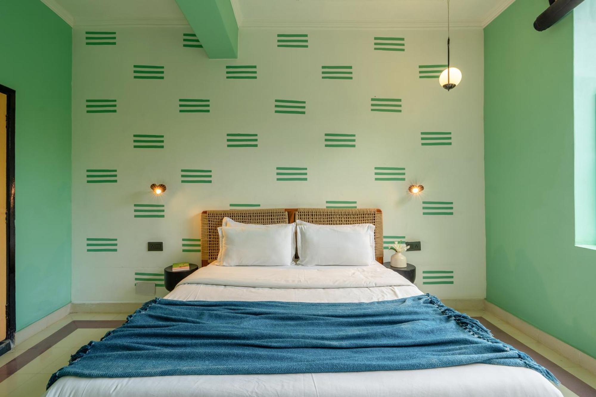 Minimalist One Hauz Khas Village New Delhi Luaran gambar