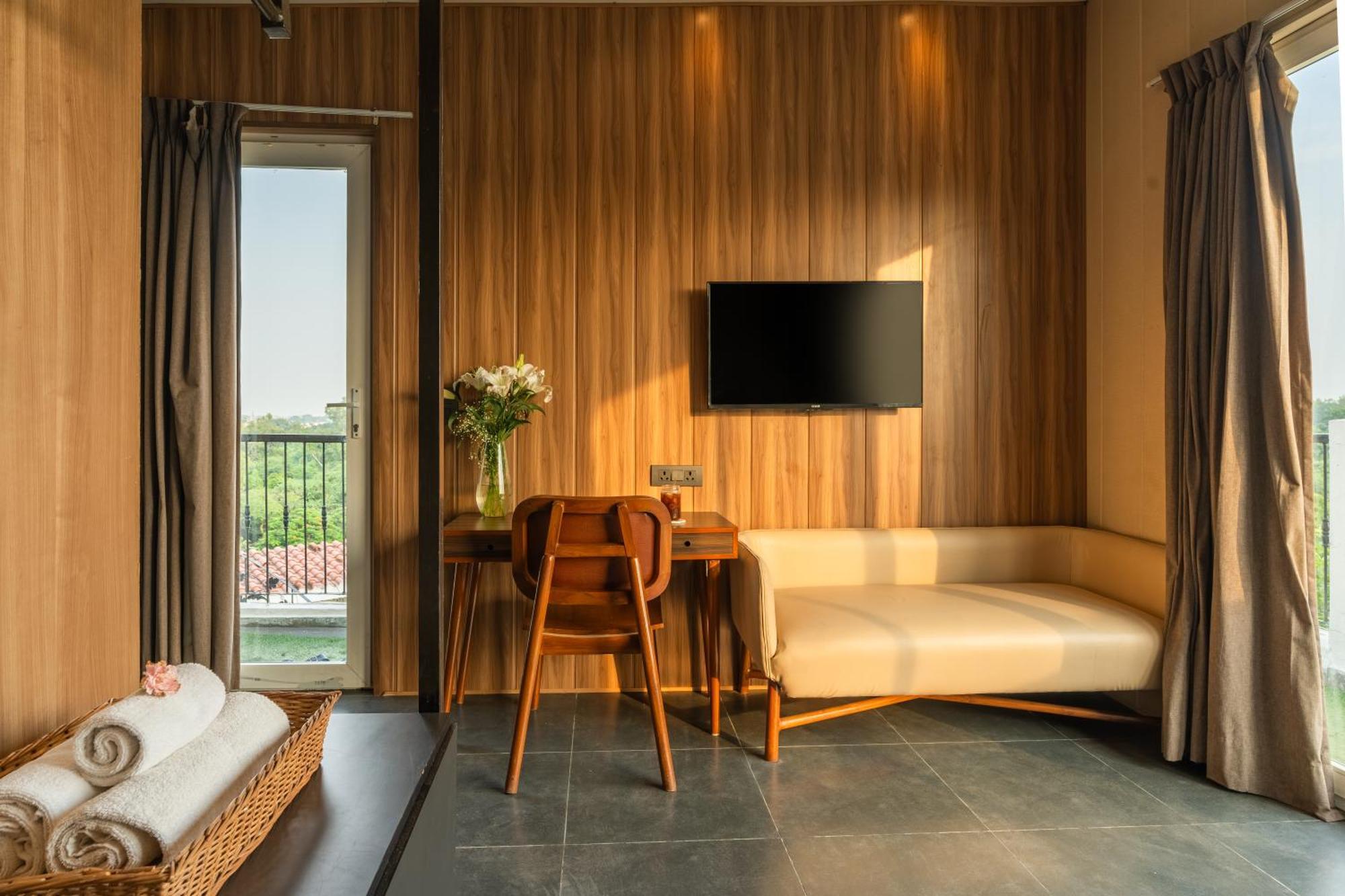 Minimalist One Hauz Khas Village New Delhi Luaran gambar