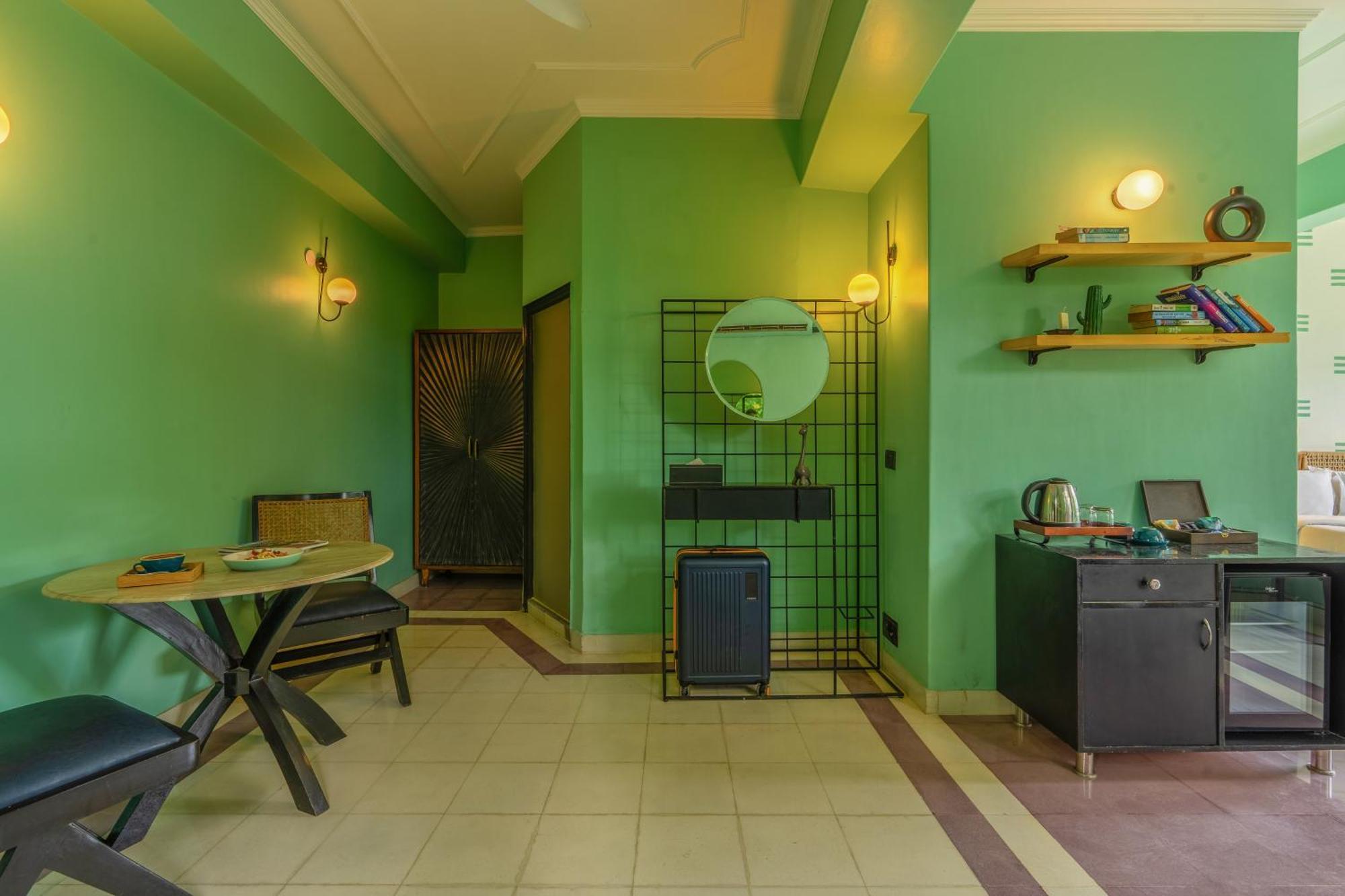 Minimalist One Hauz Khas Village New Delhi Luaran gambar